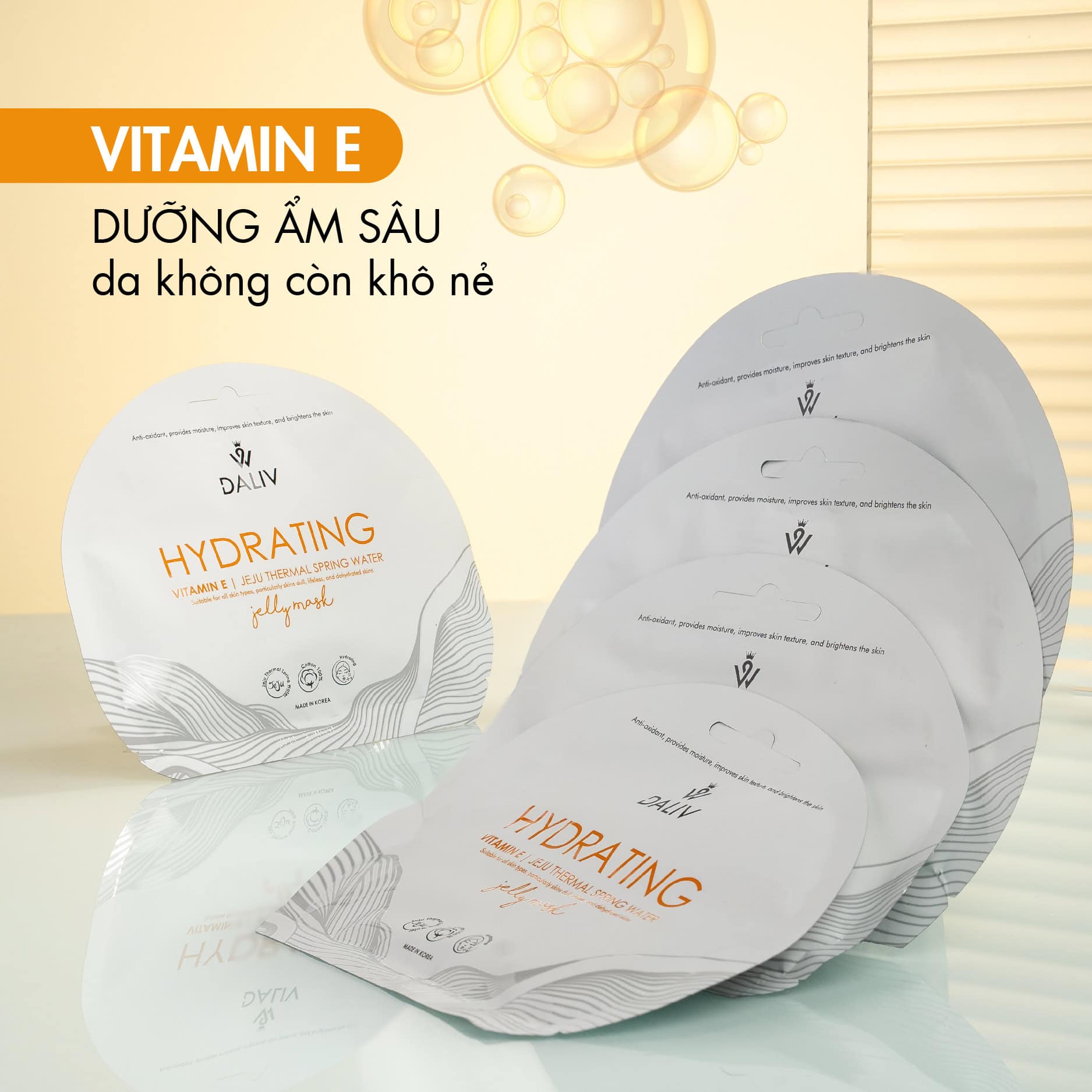 Mặt nạ jelly dưỡng ẩm sâu, cung cấp vitamin E cho làn da khô, thiếu độ ẩm.